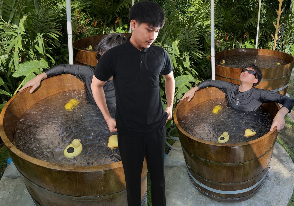 Bangkok gay-friendly male therapist MUKROB at Mandel Spa Sukhonthasawat